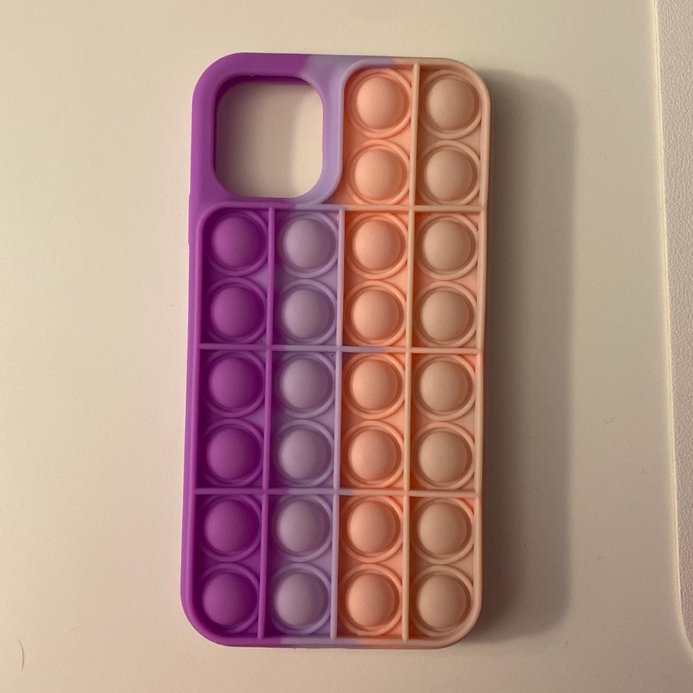 IPHONE 11 POP-IT PHONE CASE